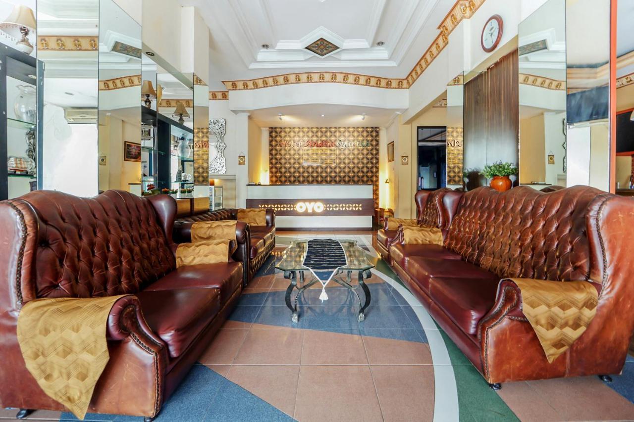 โอโย 231 โฮเต็ล อันดิตา ชาเรียะฮ์ Hotel สุราบายา ภายนอก รูปภาพ